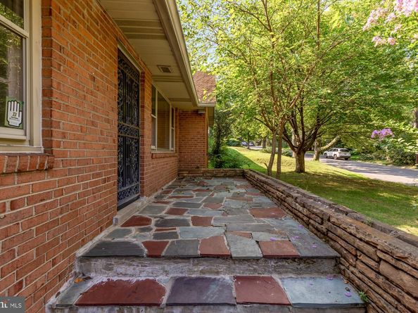 5611 Belmont Avenue, Chevy Chase MD 20815