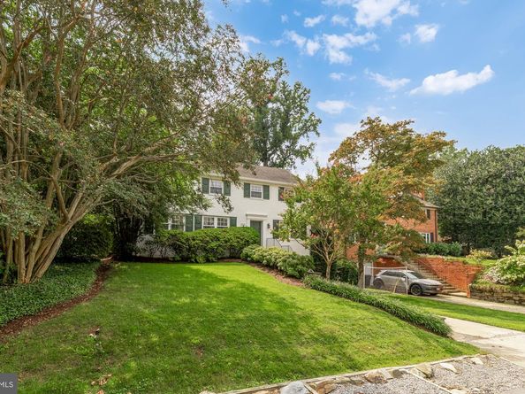 6210 Winston Drive, Bethesda MD 20817
