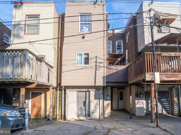 5342 Large, Philadelphia PA 19124