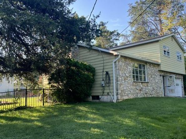 401 Lower State Road, North Wales PA 19454