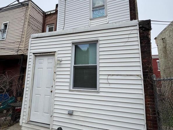 2852 N Opal Street, Philadelphia PA 19132
