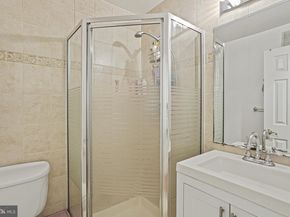 1321 NW Fairmont Street NW 1, Washington DC 20009