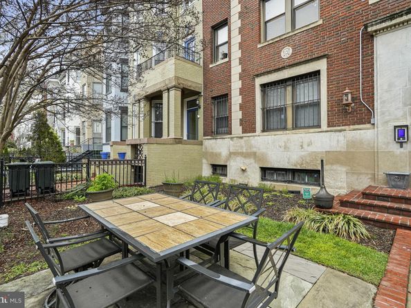 1321 NW Fairmont Street NW 1, Washington DC 20009