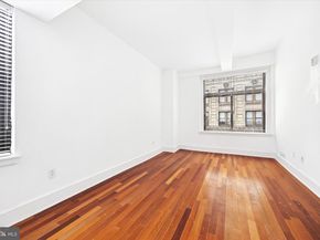 1500 Chestnut Street 15H, Philadelphia PA 19102