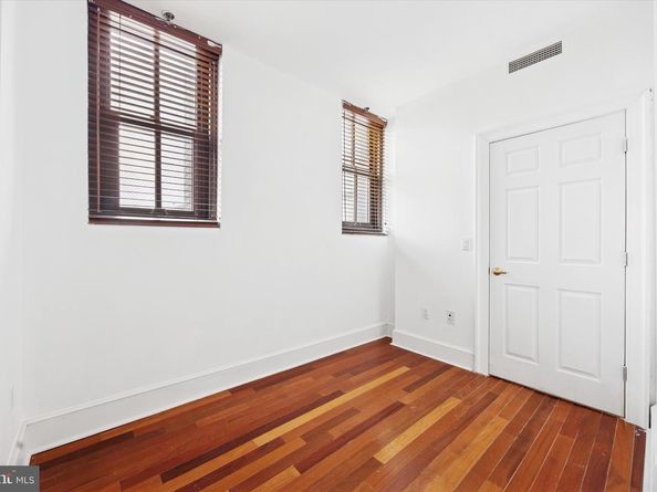 1500 Chestnut Street 15H, Philadelphia PA 19102
