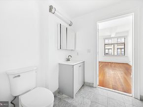 1500 Chestnut Street 15H, Philadelphia PA 19102