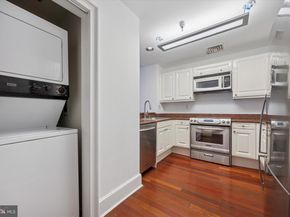 1500 Chestnut Street 15H, Philadelphia PA 19102