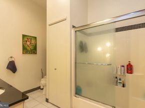 315 Arch Street 404, Philadelphia PA 19106