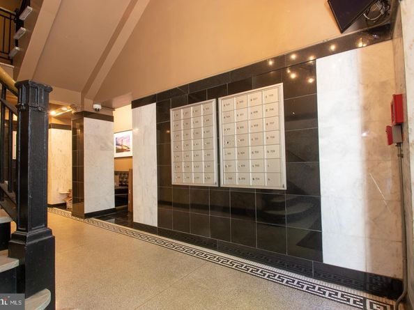 315 Arch Street 404, Philadelphia PA 19106