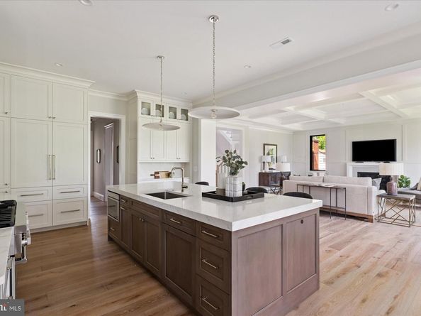 3609 N Upland Street, Arlington VA 22207