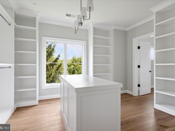 3609 N Upland Street, Arlington VA 22207