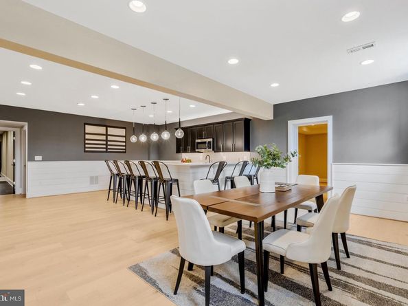 1321 Hunter Mill Road, Vienna VA 22182