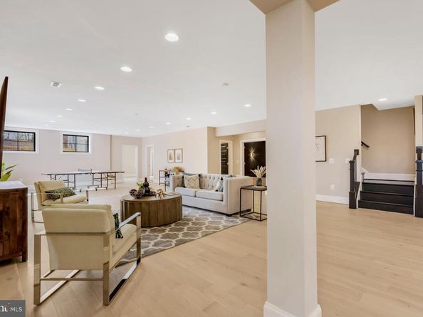 1321 Hunter Mill Road, Vienna VA 22182