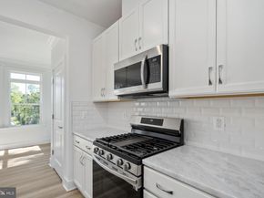 7412 Rocky Creek Terrace, Annandale VA 22003