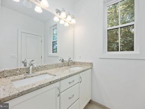 7412 Rocky Creek Terrace, Annandale VA 22003