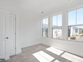 7412 Rocky Creek Terrace, Annandale VA 22003