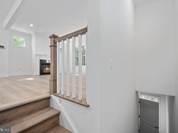 7412 Rocky Creek Terrace, Annandale VA 22003
