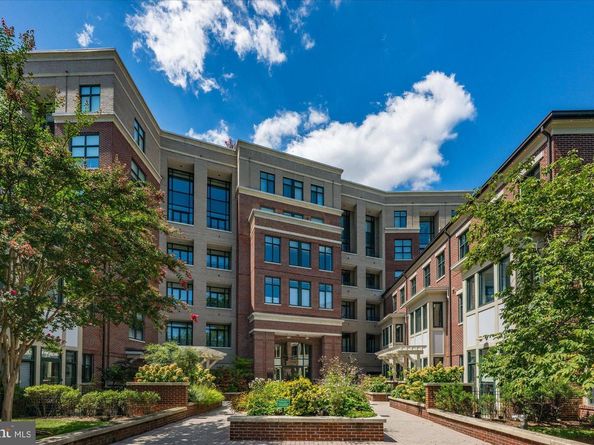 4750 41st Street NW 507, Washington DC 20016