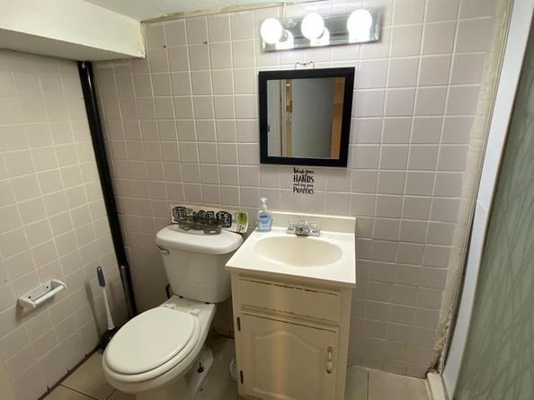 1162 S 10TH Street, Philadelphia PA 19147