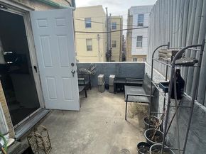 1162 S 10TH Street, Philadelphia PA 19147