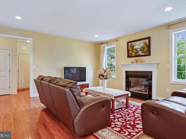 5 Kent Lane, Paoli PA 19301