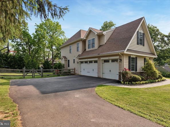 5 Kent Lane, Paoli PA 19301