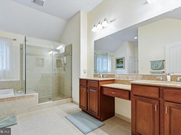 5 Kent Lane, Paoli PA 19301