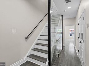 933 S 3rd Street, Philadelphia PA 19147