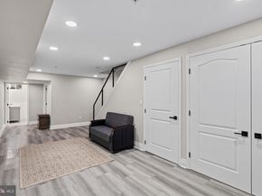 933 S 3rd Street, Philadelphia PA 19147
