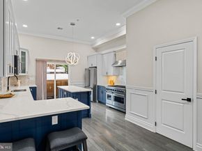933 S 3rd Street, Philadelphia PA 19147