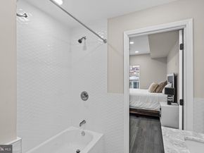 933 S 3rd Street, Philadelphia PA 19147