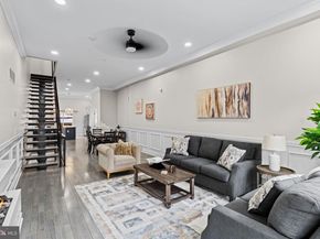 933 S 3rd Street, Philadelphia PA 19147
