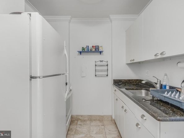 922 24TH Street NW 415, Washington DC 20037