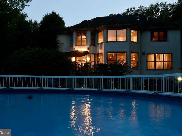 1695 Huntingdon Road, Huntingdon Valley PA 19006