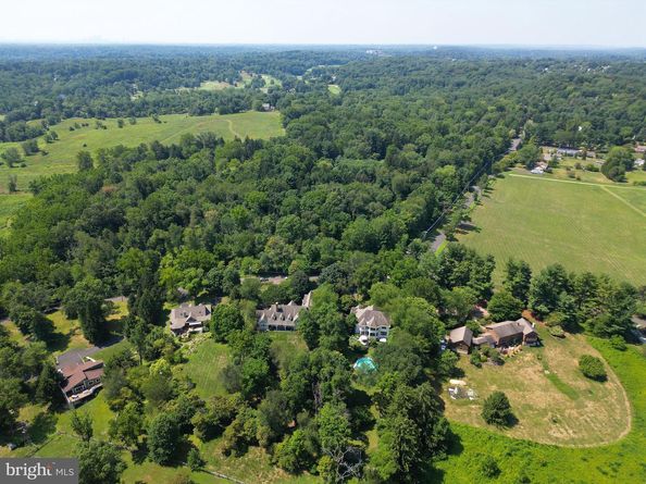 1695 Huntingdon Road, Huntingdon Valley PA 19006
