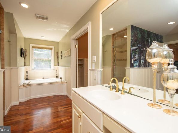 1695 Huntingdon Road, Huntingdon Valley PA 19006