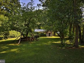 1695 Huntingdon Road, Huntingdon Valley PA 19006