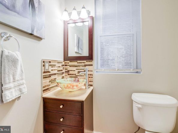27 Todd Place NE, Washington DC 20002