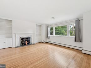 551 Barton Lane, Wayne PA 19087