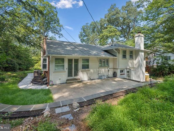 551 Barton Lane, Wayne PA 19087