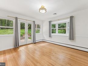 551 Barton Lane, Wayne PA 19087
