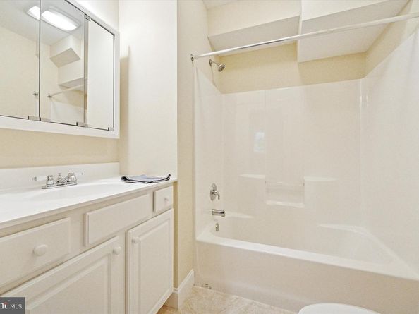 121 Valley Place, Media PA 19063