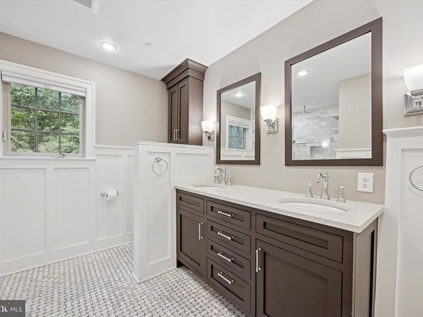 121 Valley Place, Media PA 19063