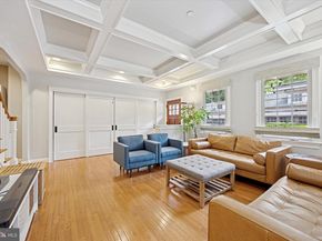 121 Valley Place, Media PA 19063