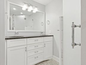 121 Valley Place, Media PA 19063