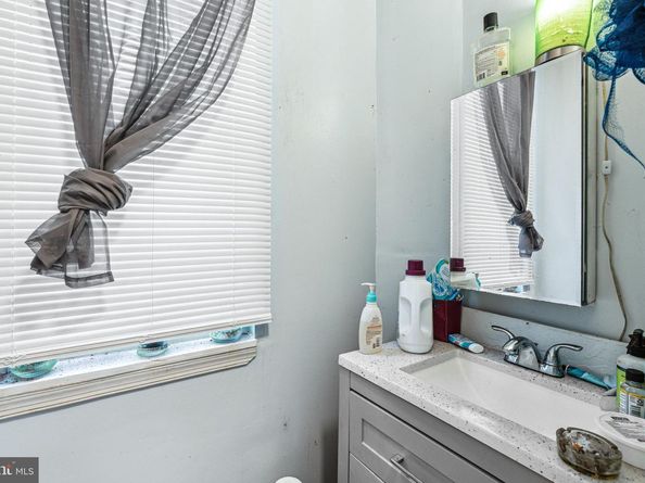 5027 Germantown Avenue, Philadelphia PA 19144