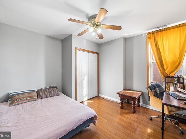 3000 W Girard Avenue, Philadelphia PA 19130