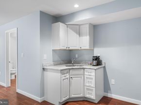 3000 W Girard Avenue, Philadelphia PA 19130