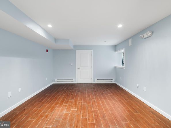 3000 W Girard Avenue, Philadelphia PA 19130