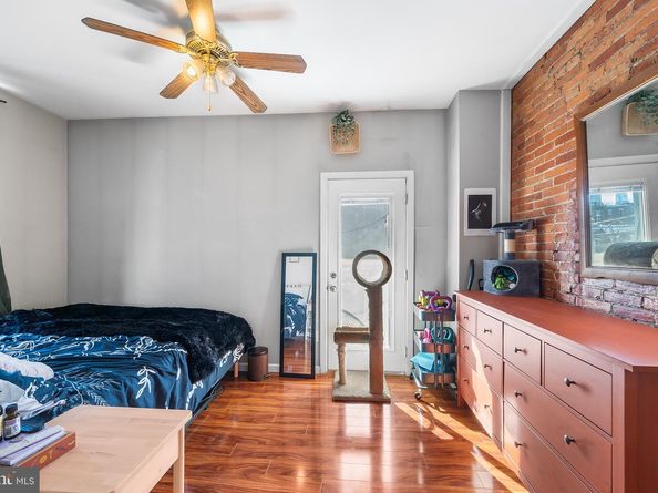 3000 W Girard Avenue, Philadelphia PA 19130